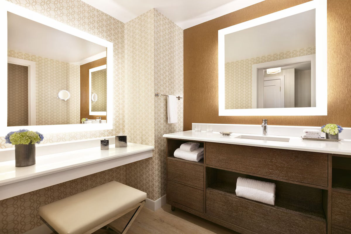 Turn 9 + Fairmont Hotel Package