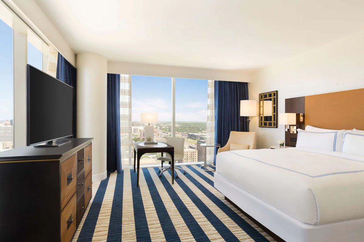 Turn 9 + Fairmont Hotel Package